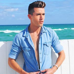 Meet your Posher, Leonardo